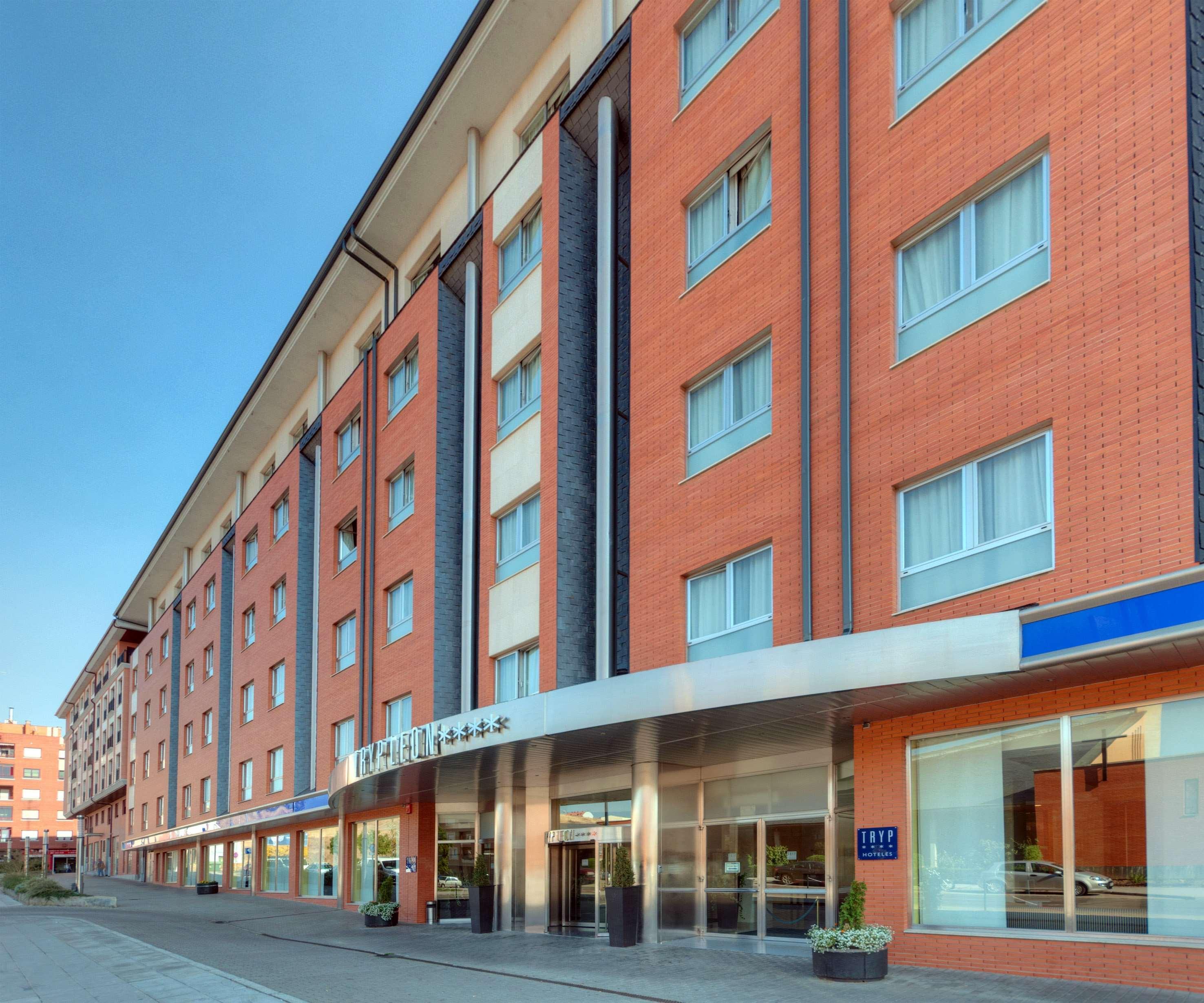 Hotel Zentral Leon Exterior photo