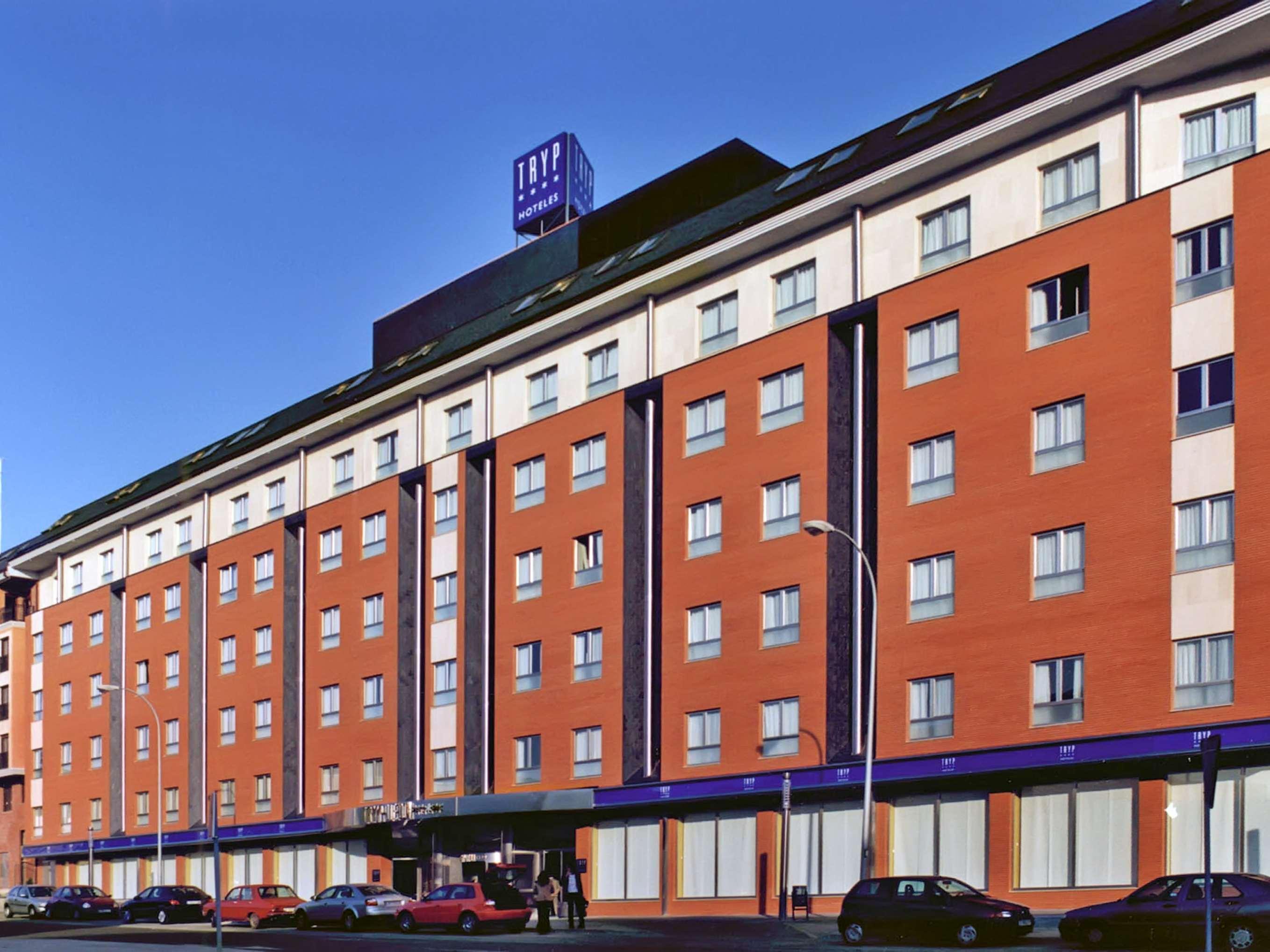 Hotel Zentral Leon Exterior photo