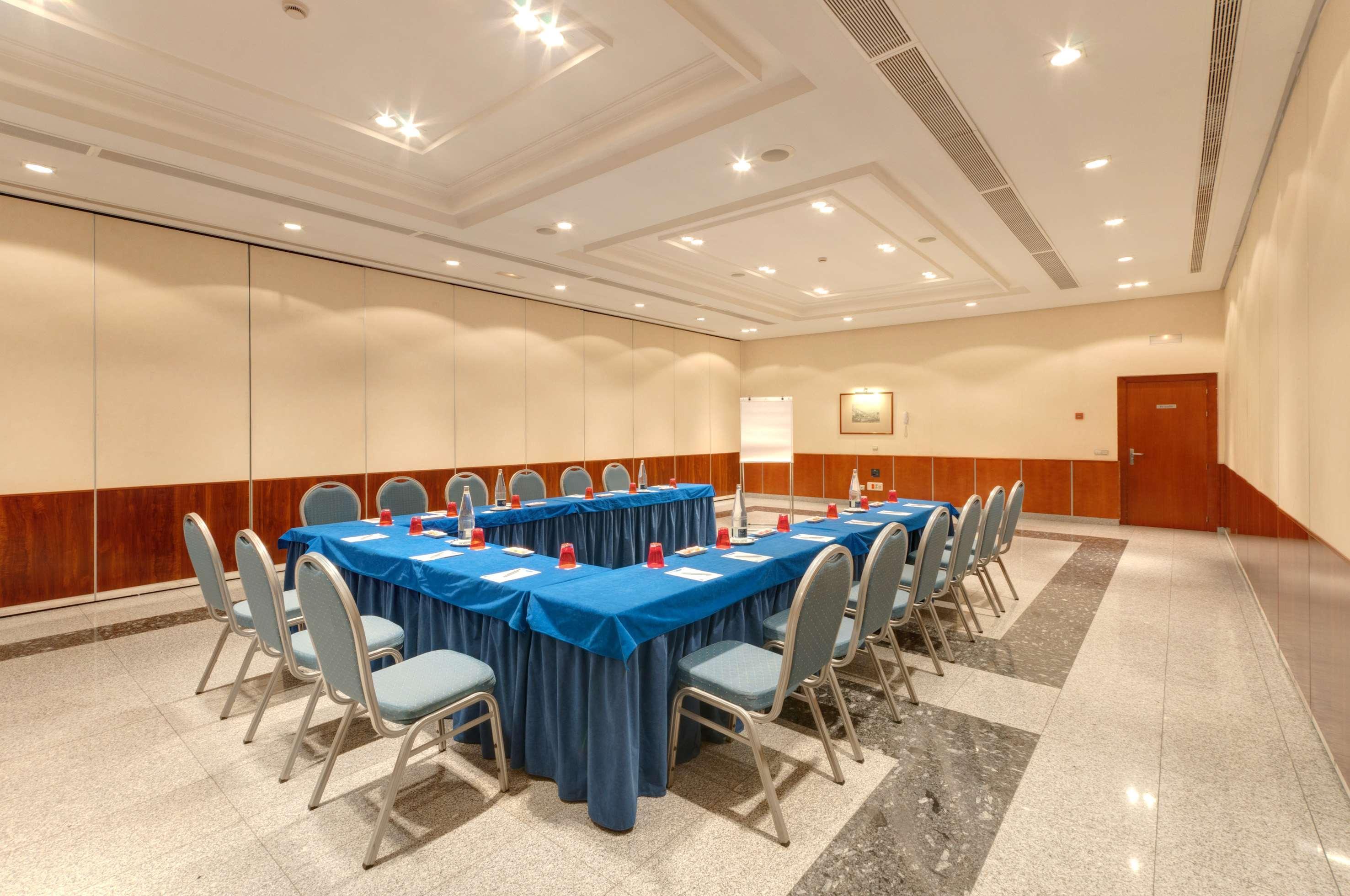 Hotel Zentral Leon Business photo